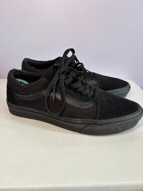 Brand New Mens Vans Shoes Size 10